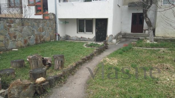 Apartment with separate entrance, Truskavets - apartment by the day