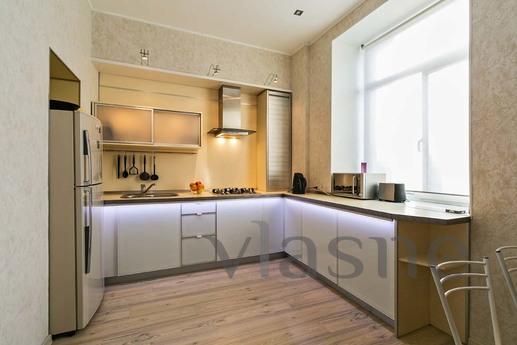 Spacious apartment m.Universitet, Moscow - apartment by the day