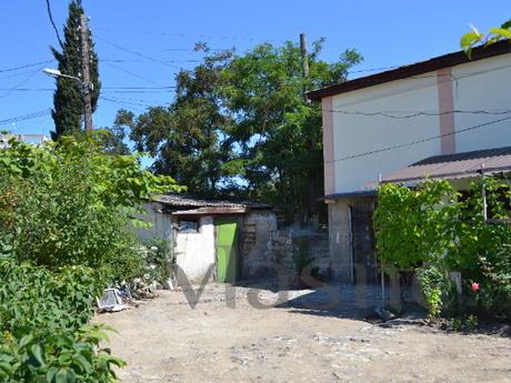 Detached house in the center of, Alushta - apartment by the day