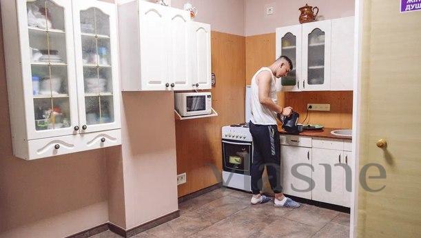 Network of Private Hostels in Kyiv - 500, Kyiv - apartment by the day