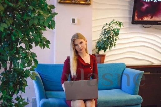 Network of Private Hostels in Kyiv - 500, Kyiv - apartment by the day