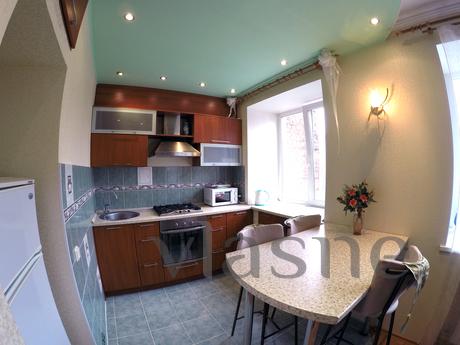 Wonderful 2-bedroom apartment, Perm - apartment by the day