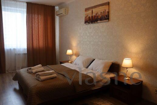 I will rent a wonderful apartment near the railway station, 