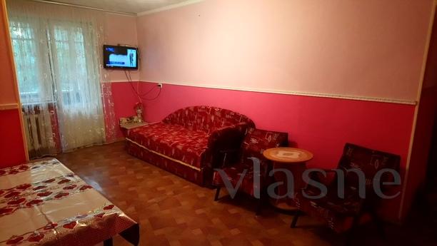 3 bedroom apartment with all amenities, Sevastopol - apartment by the day