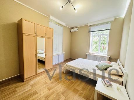 Own, Culture Street, military hospital, Kharkiv - apartment by the day