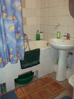 1 . in the center of Saratov to rent, Saratov - apartment by the day