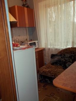 1 .v center of Saratov for rent, Saratov - apartment by the day