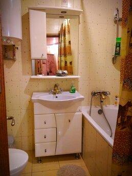 Rent daily and hourly apartment Semi-Lyuk, Zaporizhzhia - apartment by the day