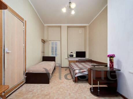 In the park area, near the Colonnade, a 1-room apartment is 