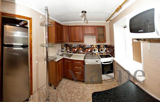 сдам посуточно 2 комнатную квартиру, Ленинск-Кузнецкий - квартира посуточно