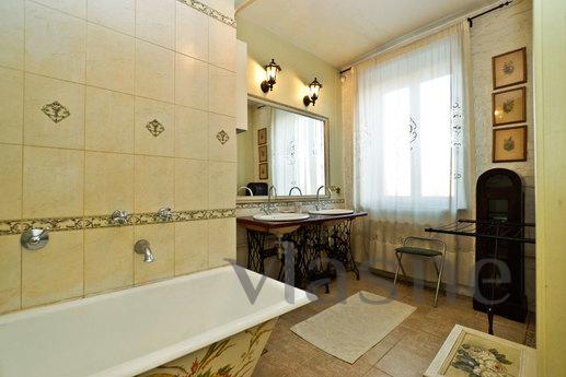 Apartment with designer repair., Saint Petersburg - apartment by the day