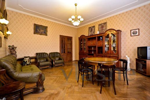 The apartment renovation in the heart of, Saint Petersburg - apartment by the day