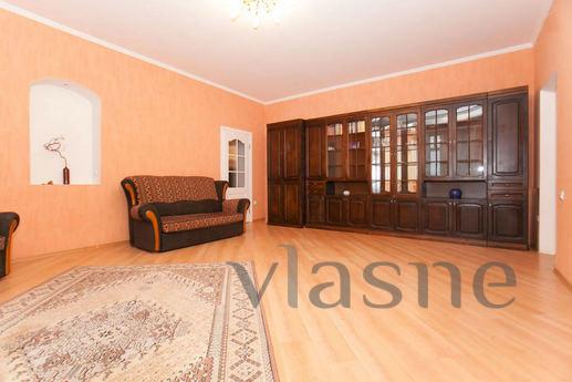 The apartment is in a quiet area with pa, Kazan - apartment by the day