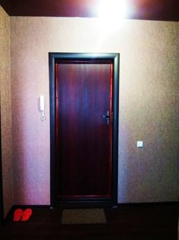 Cozy apartment, FREE !!! WI-FI, Saratov - apartment by the day