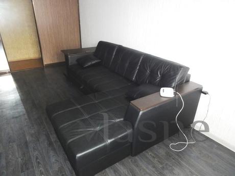 Bedroom apartment for rent, Orenburg - apartment by the day