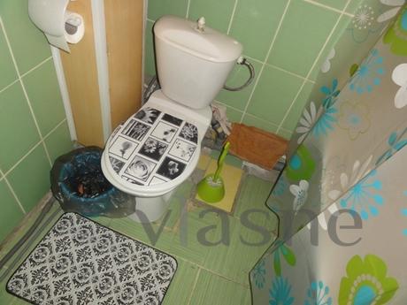 Apartment for rent near the shopping mal, Orenburg - apartment by the day