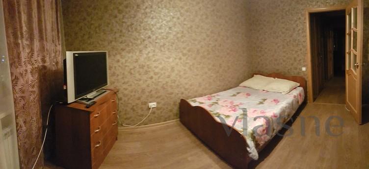3 Bedroom on Chkalov 2 + 2 + 1 + 1 + 1, Orenburg - apartment by the day