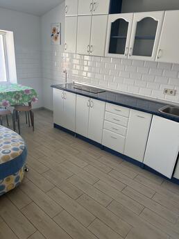 Quiet apartment in the center, Ivano-Frankivsk - apartment by the day