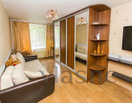 Daily rent gorgeous 2-bedroom apartment in a 10-minute walk 