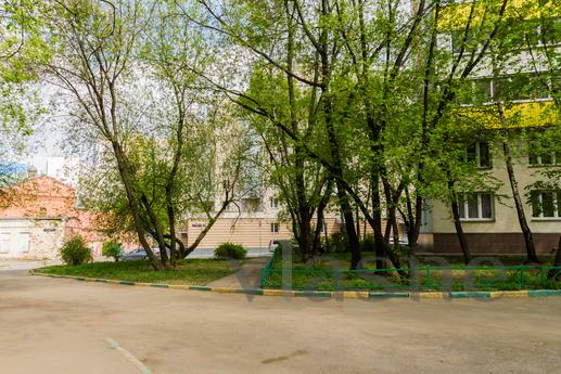 Просторная 3-квартира с двумя санузлами, Москва - квартира посуточно