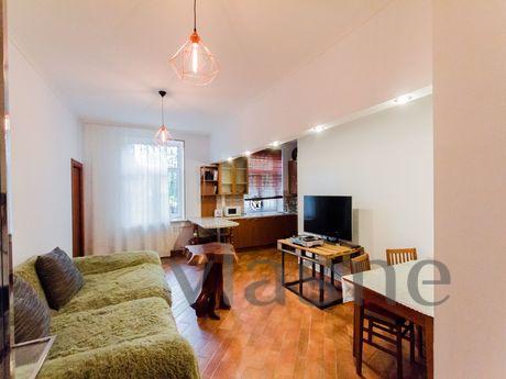 Two-bedroom apartment for rent, Moscow - apartment by the day