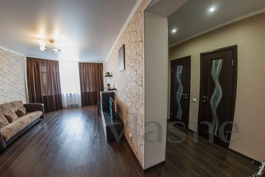 One bedroom apartment, Salmyshskaya 43/2, Orenburg - apartment by the day