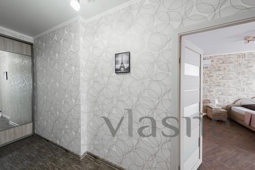 One bedroom apartment, Popov 103, Orenburg - apartment by the day
