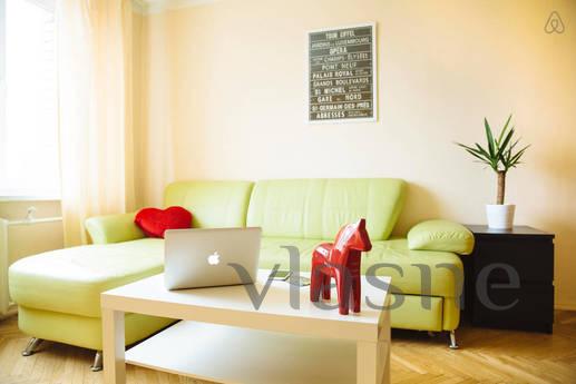 Modern and bright apartment in a very large youth cheerful s