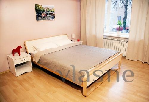 Large bright 3K space on Baumanskaya - two separate bedrooms