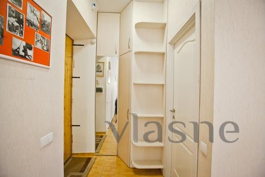 luxury apartment with all udobsvami, Belgorod - apartment by the day