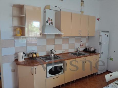 Сдам подобово дом на Кароліно Бугазі, Одесса - квартира посуточно
