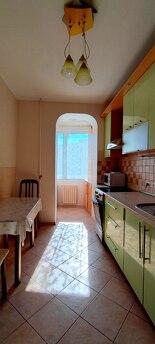 Quiet apartment in Odessa, Odessa - apartment by the day