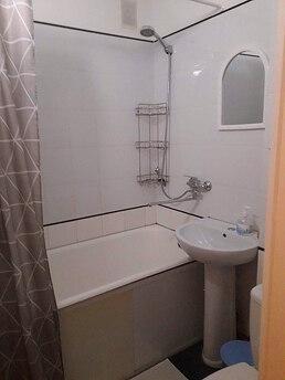 2-room Junior Suite on Pobedy St. 103, Zaporizhzhia - apartment by the day