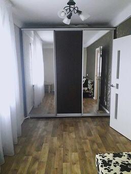 2-room Junior Suite on Pobedy St. 103, Zaporizhzhia - apartment by the day