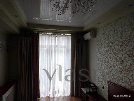 2 rooms. Lux near the port of Zaporizhzhya square, Zaporizhzhia - apartment by the day