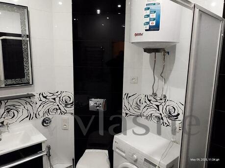 2 rooms. Lux near the port of Zaporizhzhya square, Zaporizhzhia - apartment by the day