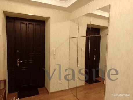 2 rooms. Lux near the port of Zaporizhzhya square, Zaporizhzhia - apartment by the day