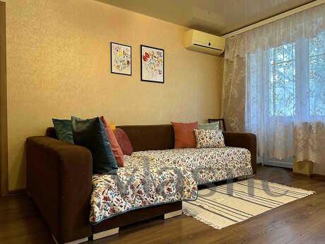 Daily rent of a two-room apartment of a junior suite class, 