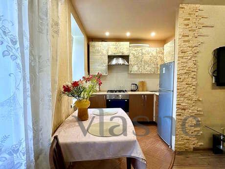 Daily rent 2-room semi-lux Ukrainian, Lahti, Zaporizhzhia - apartment by the day