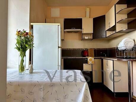 2 rooms. Junior suite on Soborny Avenue 212, Zaporizhzhia - apartment by the day