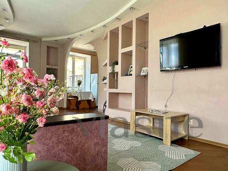 2 rooms. Junior suite on Soborny Avenue 212, Zaporizhzhia - apartment by the day