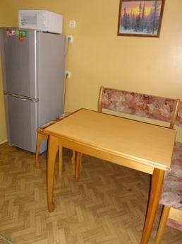 Day, night, watch! Always clean, warm, c, Belgorod - apartment by the day