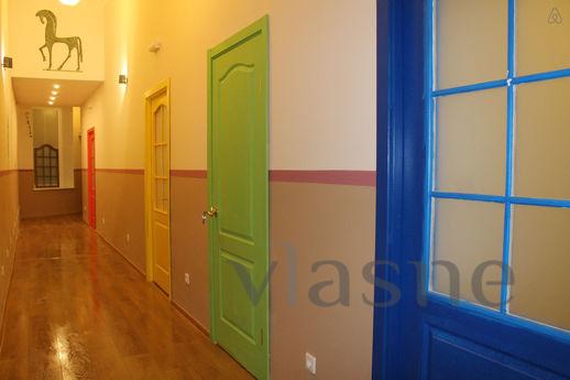 European hostel in the heart of the city, Odessa - apartment by the day