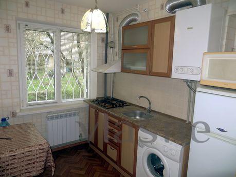 One bedroom at the bus station, Kerch - apartment by the day