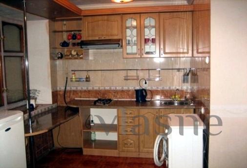 1 to the square. in the center! Comfort!, Belgorod - apartment by the day