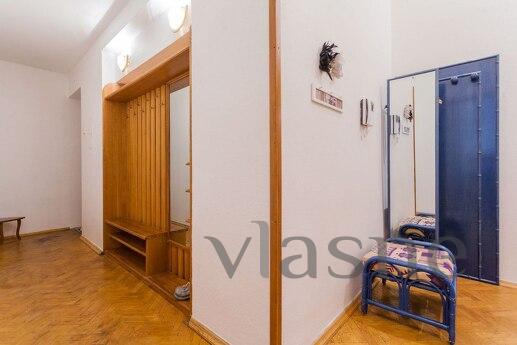 Rent podobovo 4k apartment, Kyiv - apartment by the day