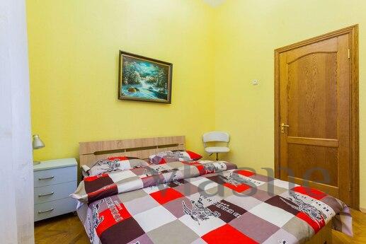 Rent podobovo 4k apartment, Kyiv - apartment by the day