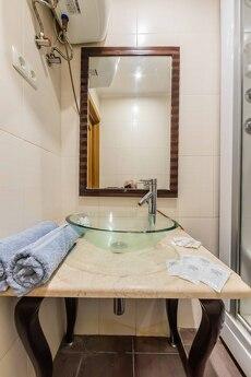Podobova 2k apartment bіlya Sports Palace, Kyiv - apartment by the day