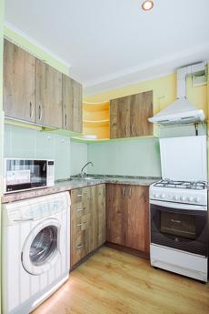 Rent 2k apartment on Pechersk, Kyiv - apartment by the day