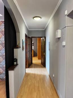 Rent a 3k apartment near the center of the capital, Kyiv - apartment by the day